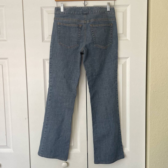 Theory Medium Wash Cotton Blend Straight Leg Jeans, Size 2 🗣 - Picture 3 of 3
